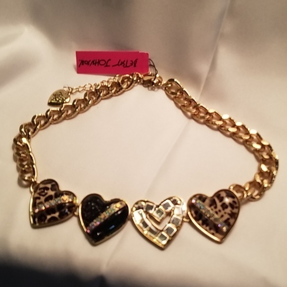 Betsey Johnson‎ multi heart necklace NWT - Picture 1 of 5